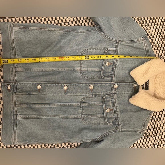 A.P.C. Light Blue Denim Jacket with Shearling Collar - Picture 6 of 6